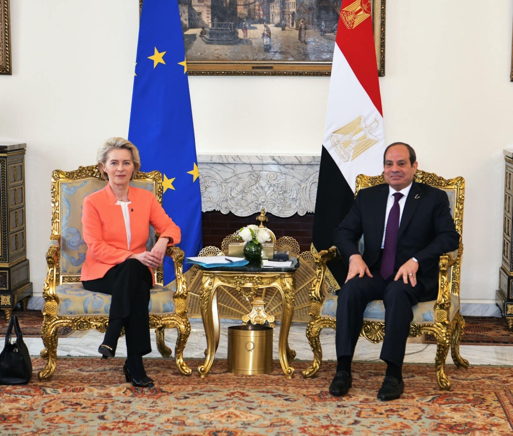 A handout picture released by the Egyptian Presidency's official Facebook page on March 17, 2024 shows Egyptian President Abdel Fattah al-Sisi (right) meeting with European Commission President Ursula von der Leyen in the capital Cairo. (Photo by Egyptian Presidency / AFP) 