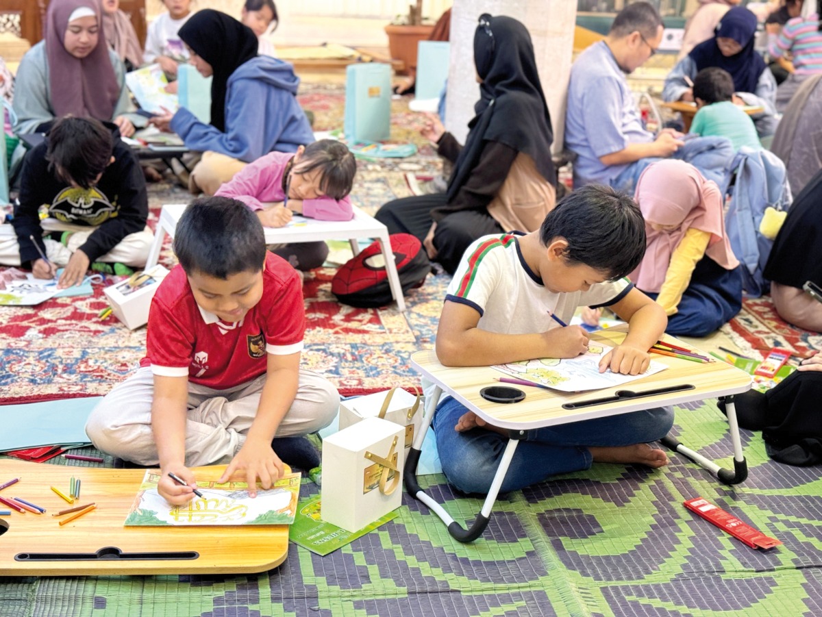  Children engage in fine arts activities during the event.