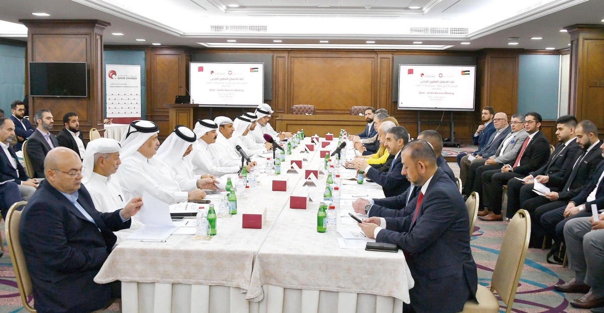 Rashid bin Hamad Al Athba, QC Second Vice-Chairman; Eng. Fathi Al Jaghbir, Chairman of the Jordan and Amman Chambers of Industry with other officials during the meeting, yesterday.