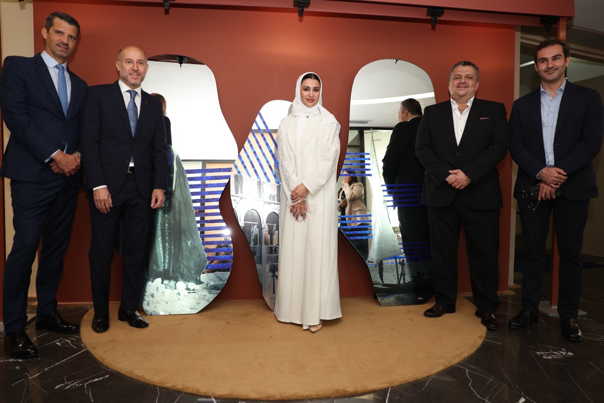 Julius Baer CEO in Qatar, Slim Bouker (second left); Head of Middle East & Africa at Julius Baer, Regis Berger (first left); Qatari artist Aisha Al Abdulla (centre) along with other officials during the event.