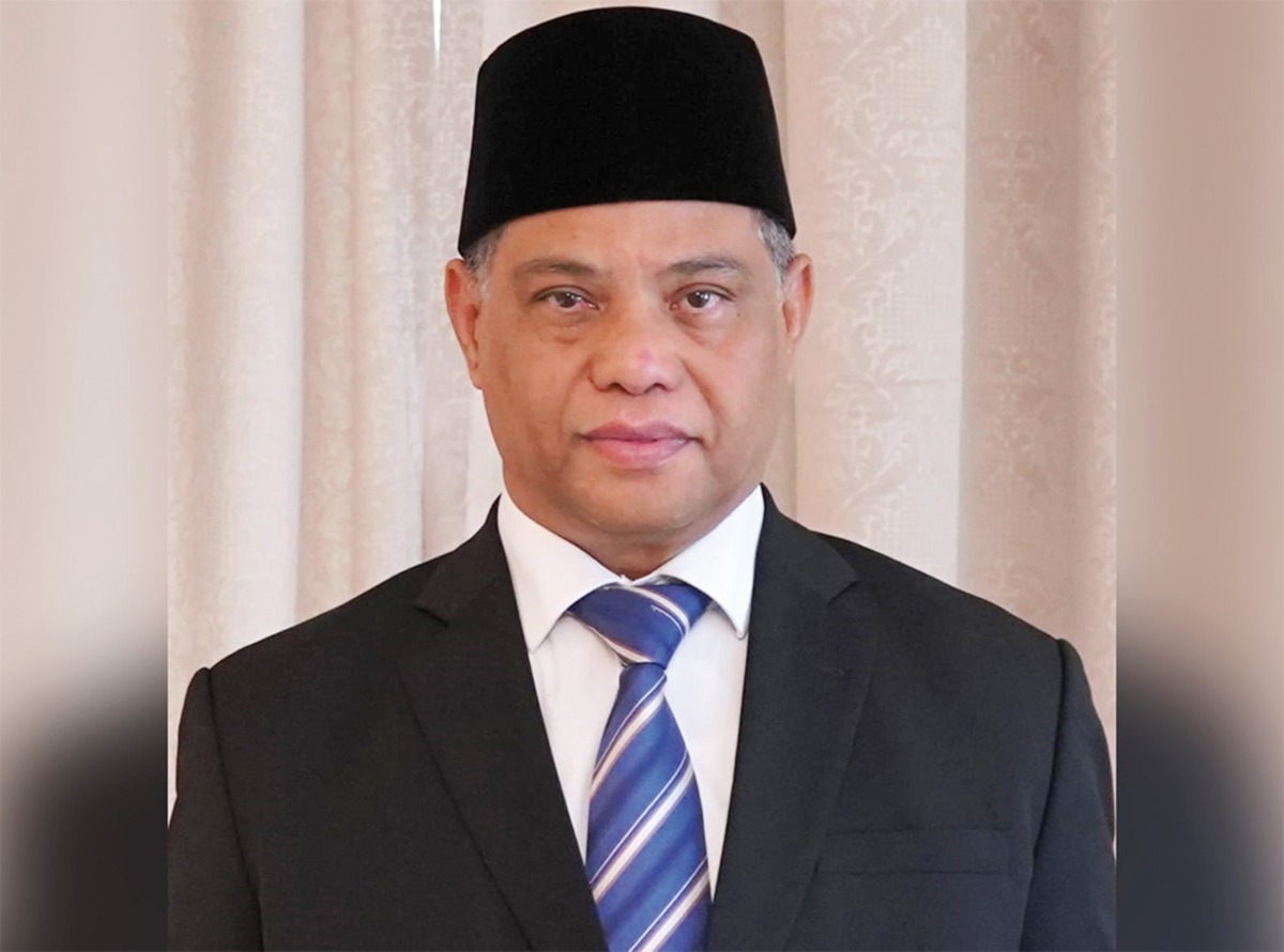 Ambassador of Indonesia to Qatar 
H E Ridwan Hassan