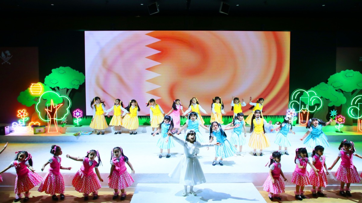 Children performing during the ceremony.