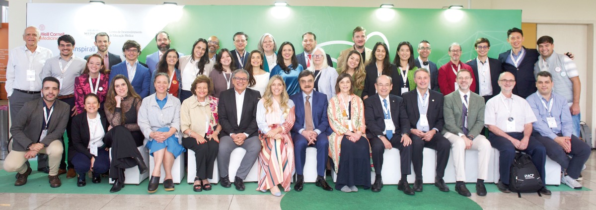 Dr. Javaid Sheikh, Dean of WCM-Q (front centre), with organisers and speakers at the congress.