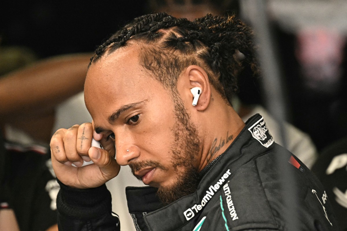 Mercedes' British driver Lewis Hamilton prepares before third practice session, ahead of the Italian Formula One Grand Prix at Autodromo Nazionale Monza circuit, in Monza on August 31, 2024. Photo by Gabriel BOUYS / AFP.
