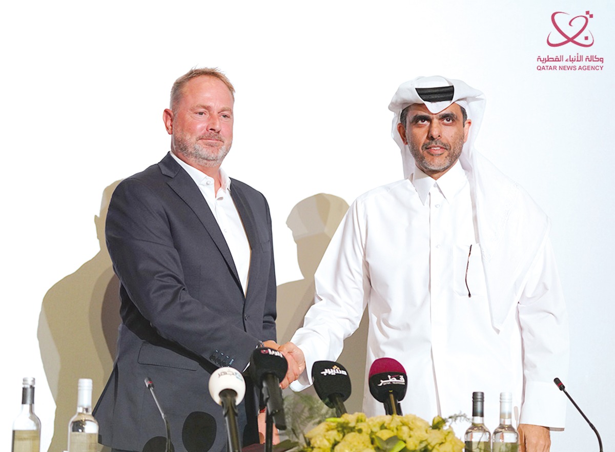 Real Estate Regulatory Authority Chairman, Khalid bin Ahmad Al Obaidli, and Vice President of Informa Tharawat, Cityscape organisers, Chris Speller during the signing ceremony.