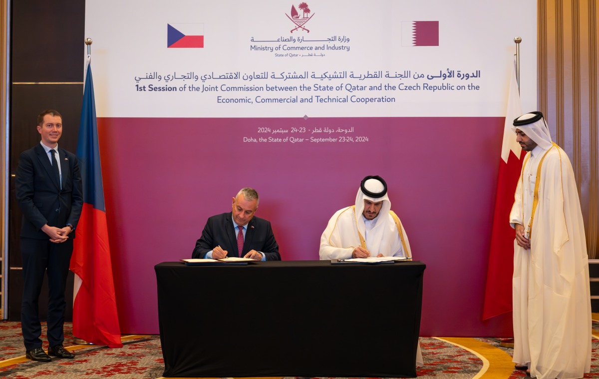 Minister of Commerce and Industry, H E Sheikh Mohammed bin Hamad bin Qassim Al Thani and Minister of Industry and Trade of the Czech Republic, H E Jozef Síkela during a signing ceremony at inaugural session of Qatar-Czech Joint Committee for Economic, Commercial and Technical Cooperation.