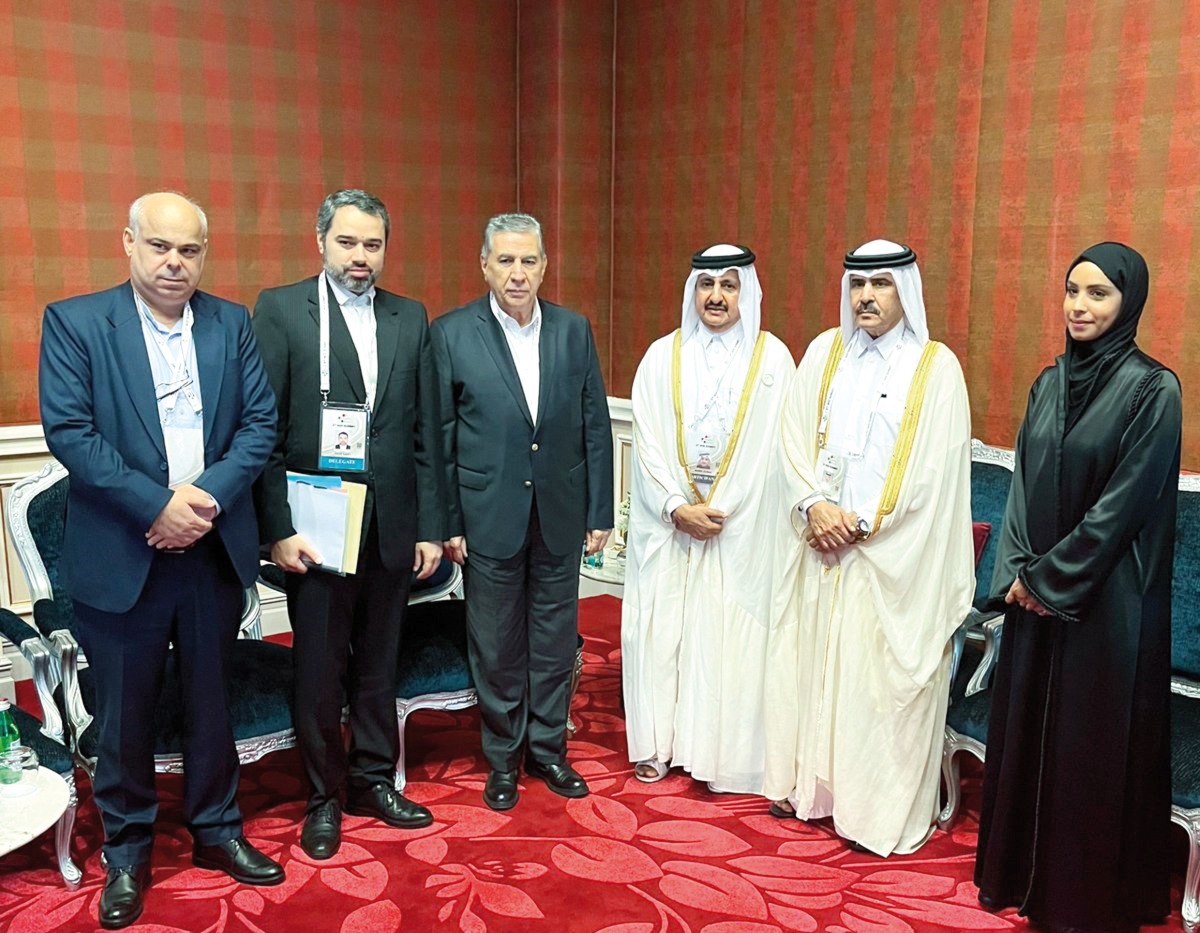 QC Chairman, Sheikh Khalifa bin Jassim bin Mohamed Al Thani and President of the Iran Chamber of Commerce, Industries, Mines, and Agriculture, Samad Hassanzadeh along with other officials during the meeting.