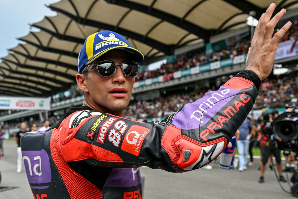 Prima Pramac Racing's Spanish rider Jorge Martin celebrates after winning the Sprint race of the MotoGP Malaysian Grand Prix at the Sepang International Circuit in Sepang on November 2, 2024. (Photo by MOHD RASFAN / AFP)