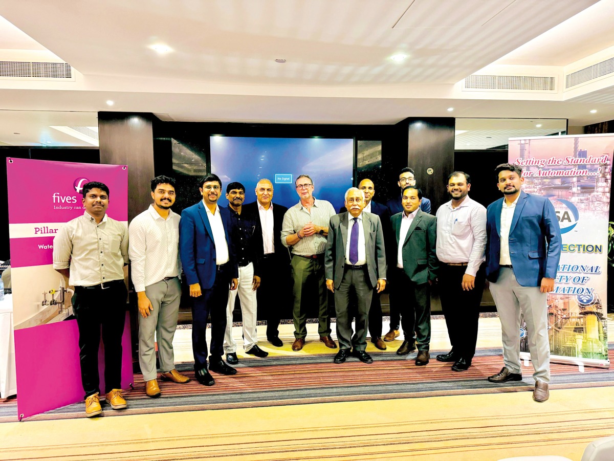 ISA President Nilangshu Dey and Regional Manager – Analyzer, Fives Pillard, France Philippe Biscarrat along with Petrocon Engineers and other ISA Qatar officials.