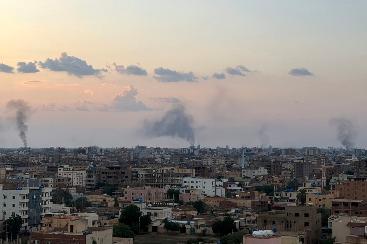 Smoke billows during air strikes in central Khartoum as the Sudanese army attacks positions held by the paramilitary Rapid Support Forces (RSF) throughout the Sudanese capital on October 12, 2024. Photo by AFP.

