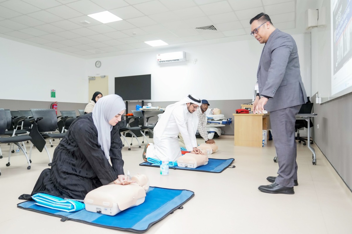 Participants during the training.