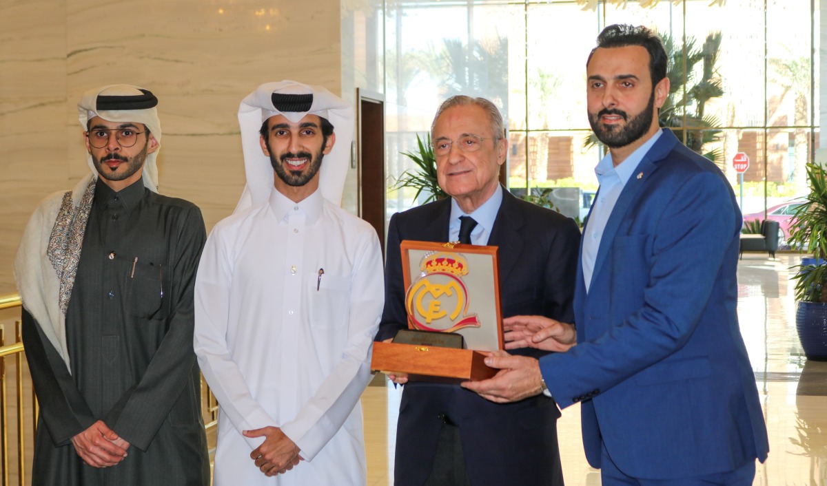 Chairman of the Official Real Madrid Fan Association in Qatar Mohammed Al Kubaisi (second left) with Real Madrid President Florentino Perez in this file photo.