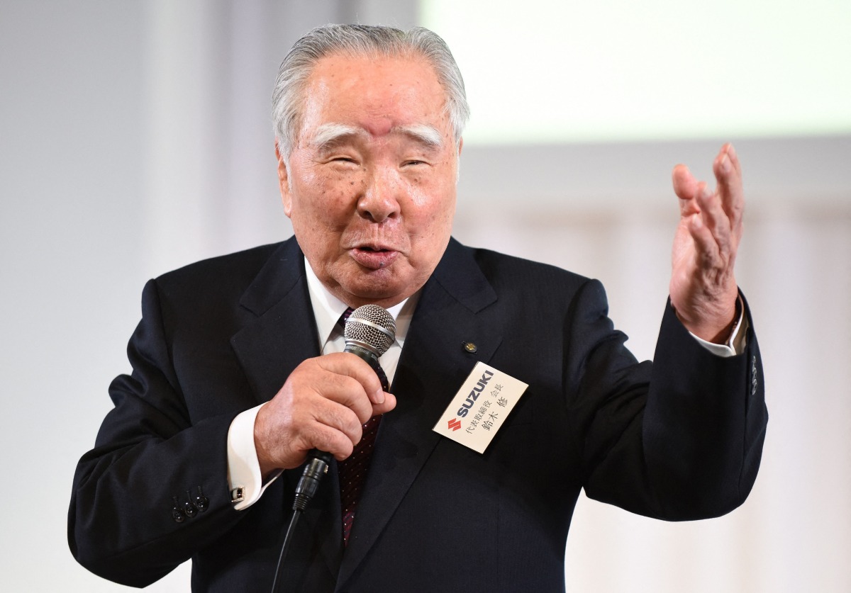 Osamu Suzuki, chairman of Japan's auto maker Suzuki, speaks at a press conference in Tokyo on March 9, 2016. Osamu Suzuki died at the age of 94 on December 25, 2024. (Photo by TORU YAMANAKA / AFP)