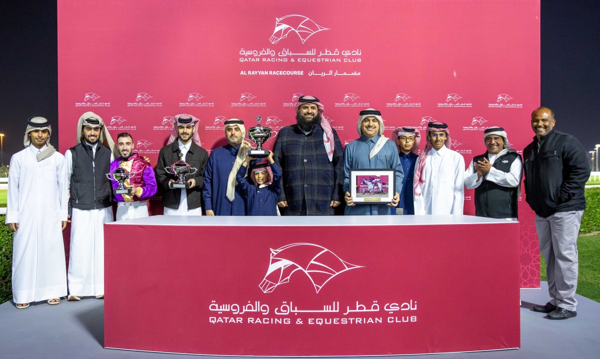 Ambassador of the State of Qatar to Bosnia and Herzegovina H E Meshaal bin Ali Al Attiyah presented the trophies to the winners of the Umm Al Zubar Cup. PICTURES: JUHAIM/QREC