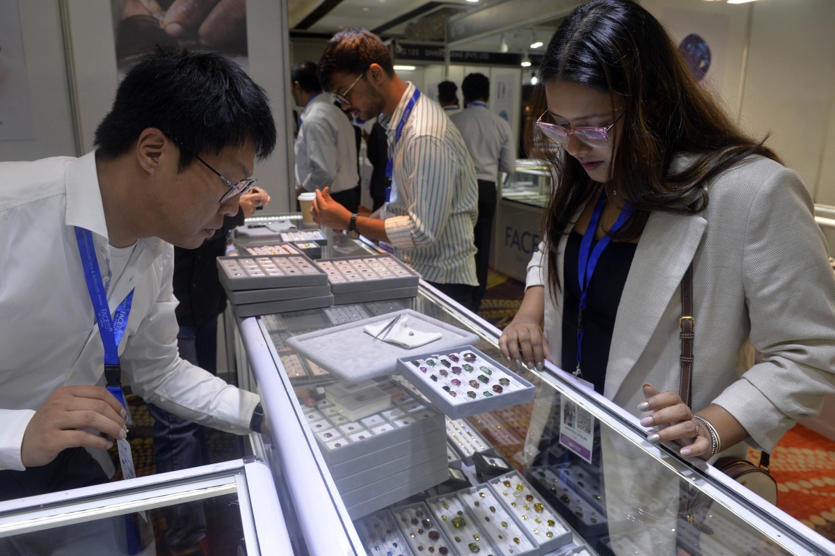 People visit FACETS Sri Lanka 2025, an international gem and jewellery exhibition, in Colombo, Sri Lanka, Jan. 4, 2025. (Photo by Gayan Sameera/Xinhua)
