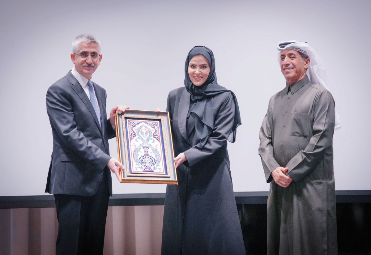 Undersecretary of Ministry of Education and Higher Education Dr. Ibrahim bin Saleh Al Nuaimi (right) and Deputy Minister of National Education of Turkiye Nazif Yılmaz (left) during the honouring ceremony.