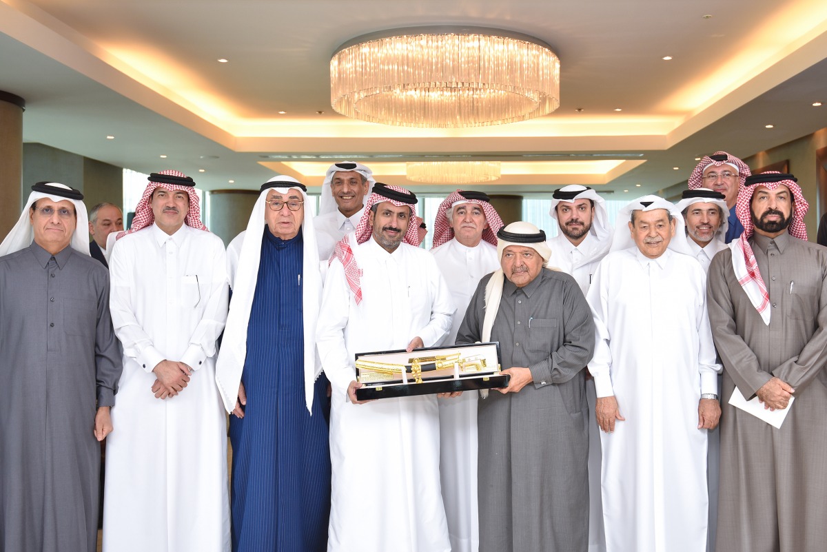 Minister of Commerce and Industry H E Sheikh Faisal bin Thani bin Faisal Al Thani; Minister of State for Foreign Trade Affairs H E Dr. Ahmed bin Mohamed Al Sayed; QBA Chairman Sheikh Faisal bin Qassim Al Thani; First Deputy Hussein Al Fardan along with QBA Board Members and officials during the meeting.