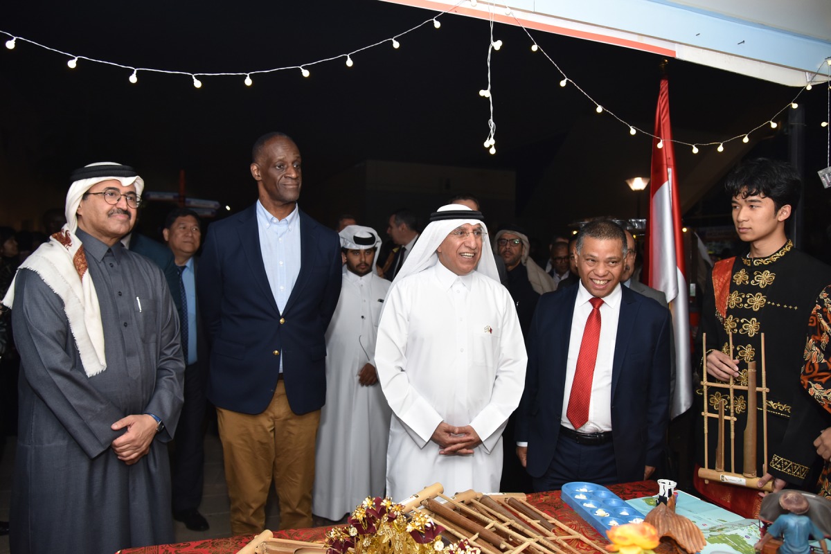 UDST President Dr. Salem Al Naemi touring the festival held inside the campus. Former Minister of Energy and Industry H E Dr. Mohammed bin Saleh Al Sada and US Ambassador to Qatar H E Timmy Davis also attended the event.