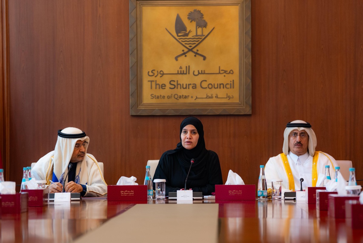 Deputy Speaker of the Shura Council H E Dr. Hamda bint Hassan Al Sulaiti holding a virtual meeting with Deputy President of the Malaysian Senate H E Nur Jazlan bin Tan Sri Mohamed yesterday.
